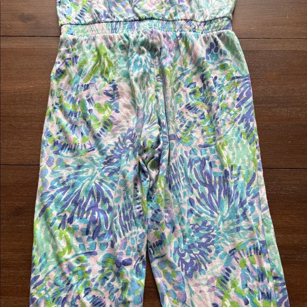 Size L (8-10) Lilly Pulitzer Girls Sleeveless Vala Jumpsuit Shell Of A Party
